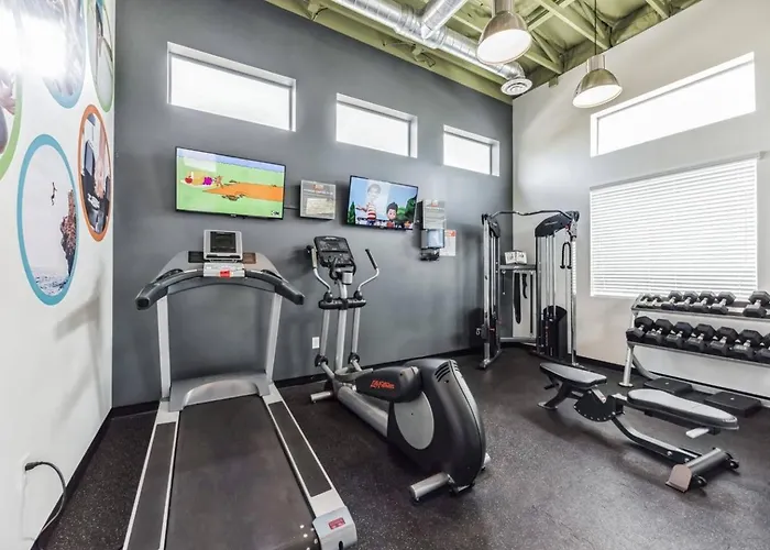 2b1b Location In Phx|pool|airport Holiday home *